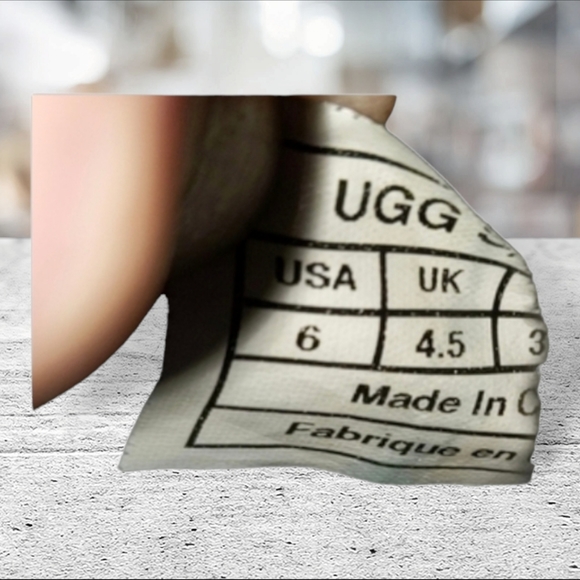 Ugg Australia sequined short black boots size 6 USA - Picture 6 of 10